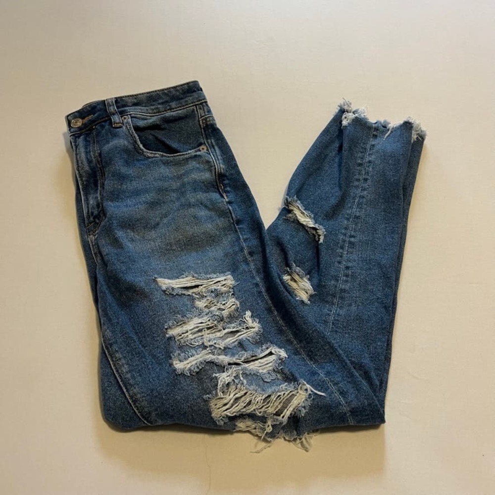 American Eagle  Stretch Destroyed Mom Jean 6
